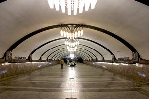 Станция метро "Победа"