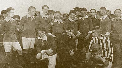 Футбольная команда Тимашевского сахарного завода. Самара, 1913