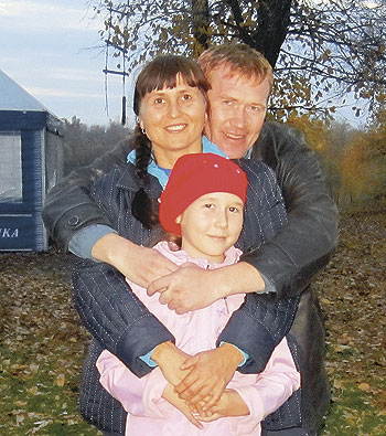 Марина Толстикова с семьёй