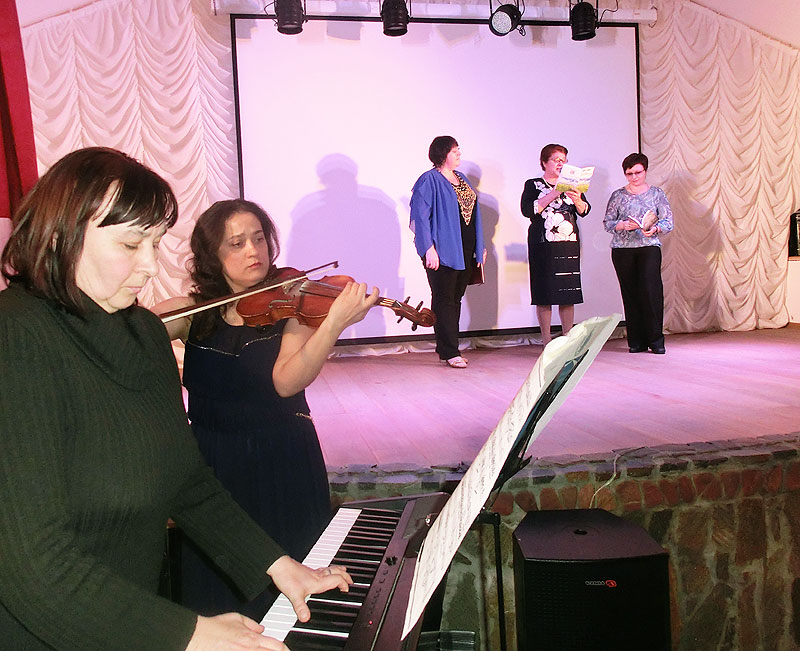 Концерт, посвященный 15-летию журнала «Самара и Губерния», в новокуйбышевском Культурно-просветительском центре «Единение»